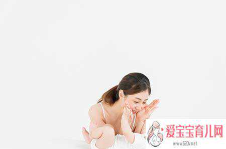 北京高成功率代孕机构_北京取卵和捐卵_延迟切断脐带几分钟5大好处，你愿意尝